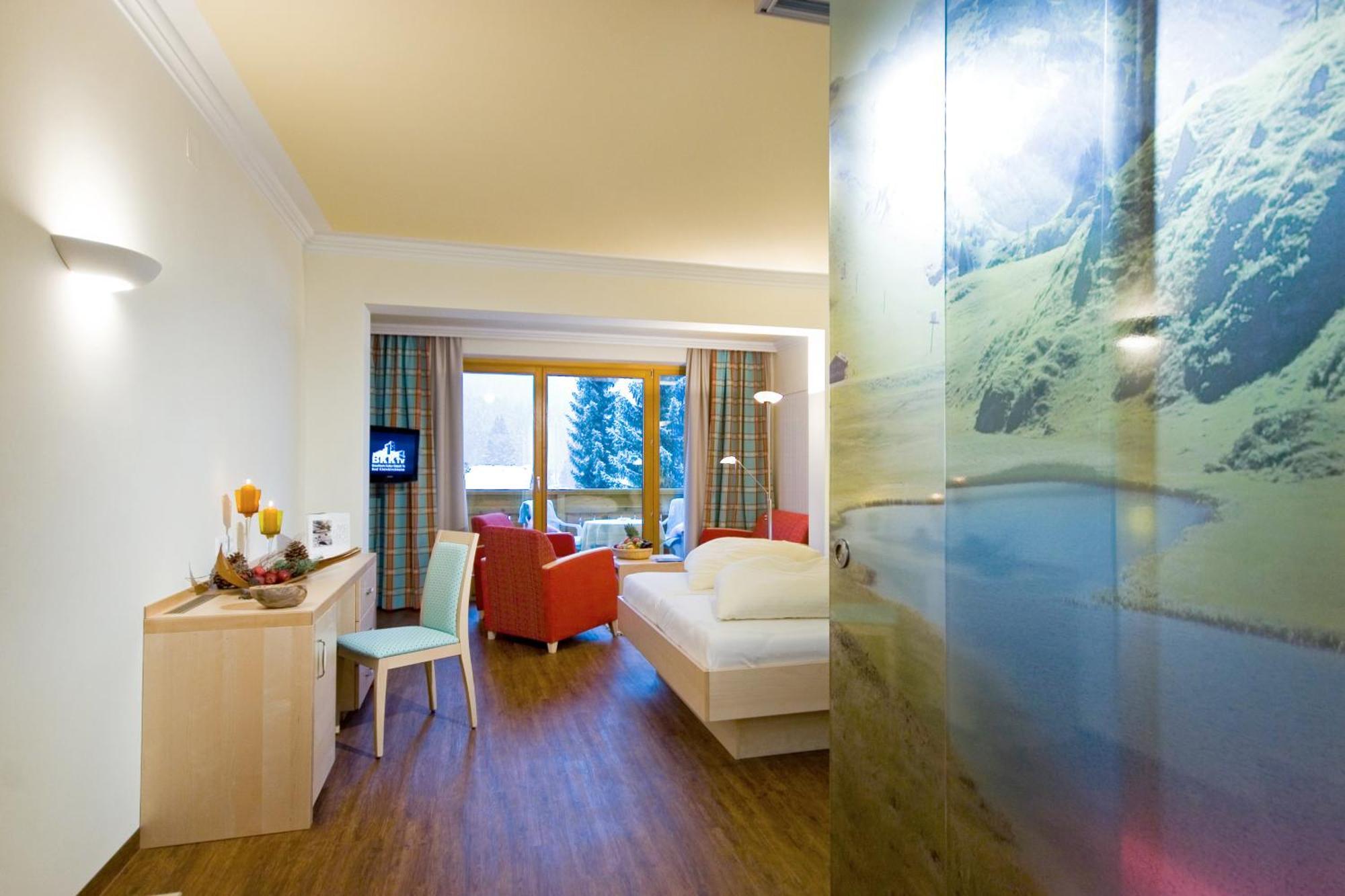 Family & Sporthotel Kaerntnerhof 巴德小基希海姆 外观 照片